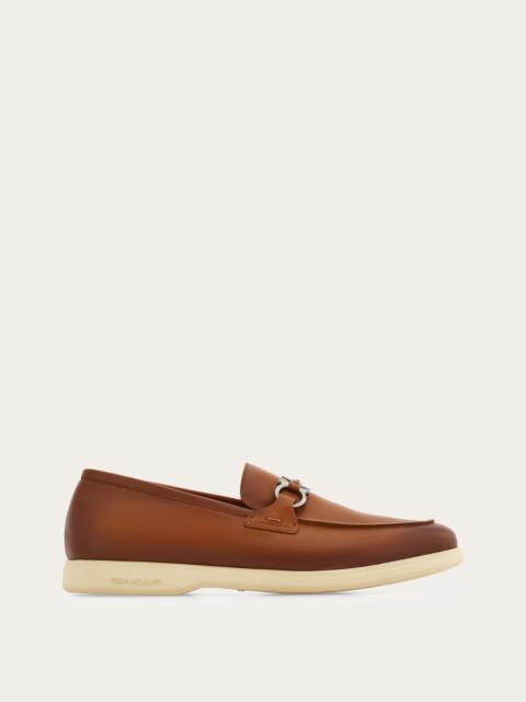 Casual loafer with Gancini ornament