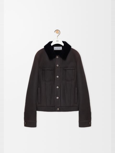 Trucker jacket in shearling