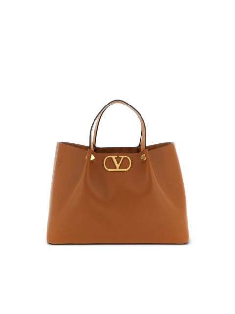 medium studded V-logo tote bag
