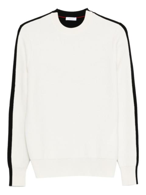 crew-neck long-sleeve sweater