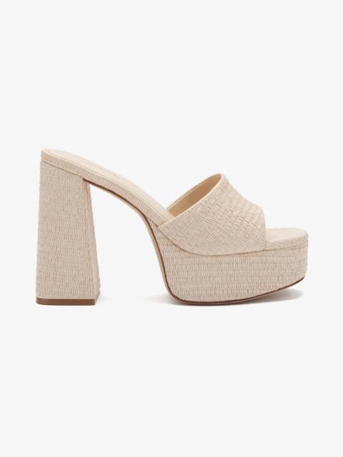 Dolly Mule In Natural Raffia