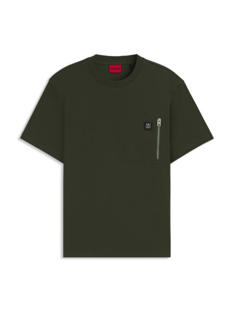 INTERLOCK-COTTON T-SHIRT WITH ZIP POCKET