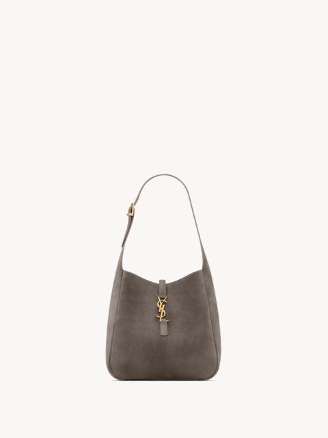 LE 5 À 7 SUPPLE SMALL IN SUEDE