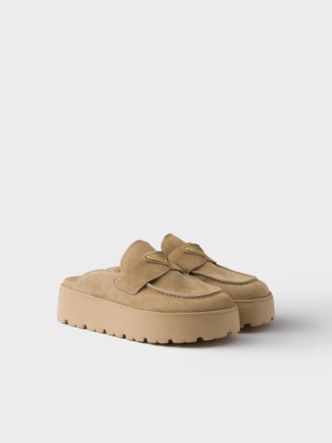 Suede flatform mules