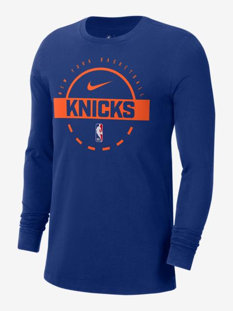 New York Knicks Men's Nike NBA Practice Long-Sleeve T-Shirt