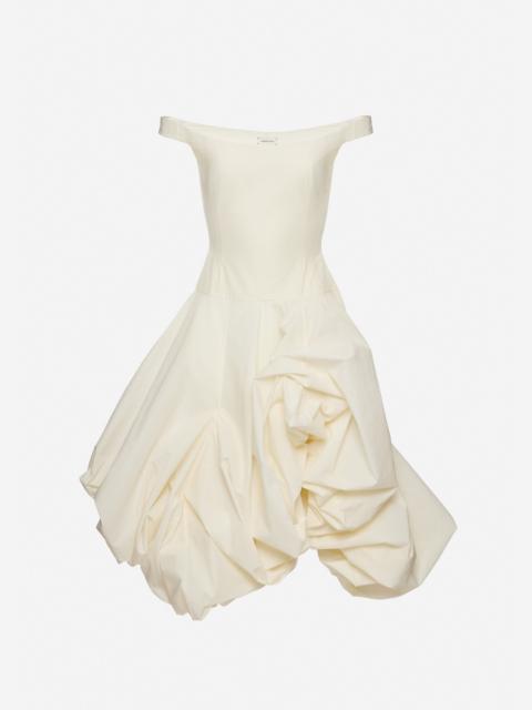 Off-shoulder maxi dress with adjustable skirt in cream