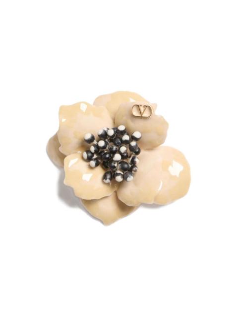 Fleur Lumineuse VLogo brooch