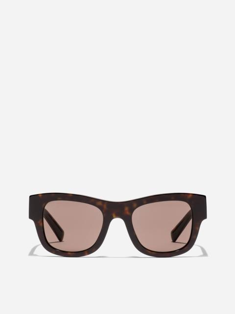 DNA Essentials sunglasses