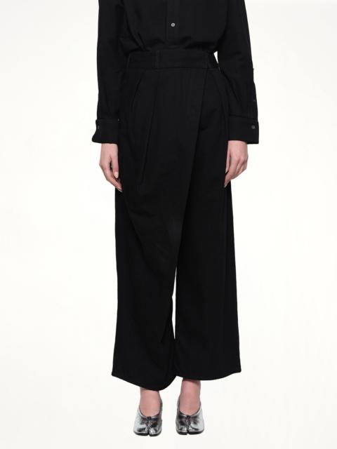 Wrap Jeans AF in Black