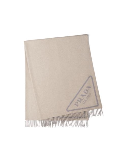 Double cashmere throw