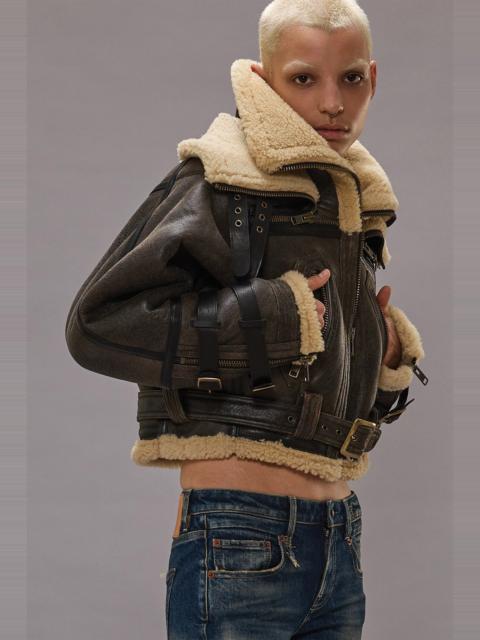 CROPPED SHEARLING BOMBER