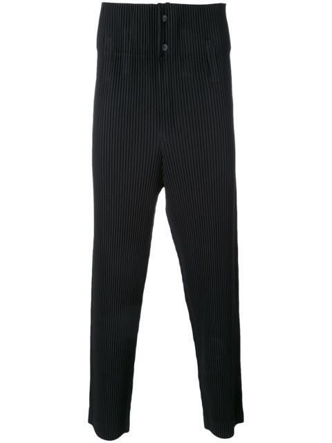drop-crotch pleated trousers