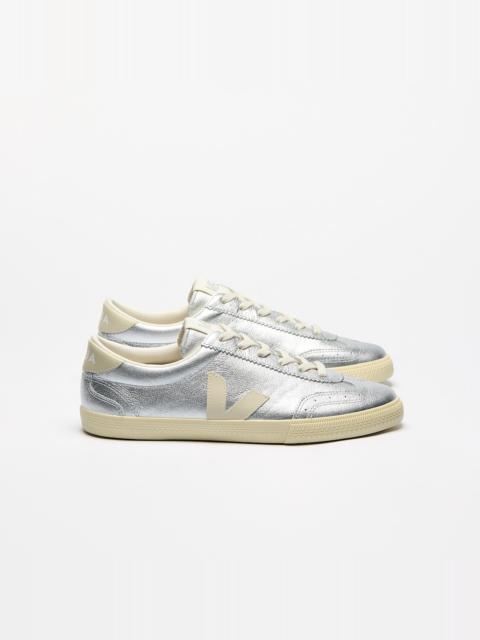 VOLLEY LEATHER SILVER PIERRE