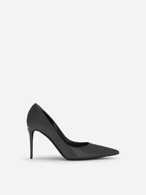 Polished calfskin pumps