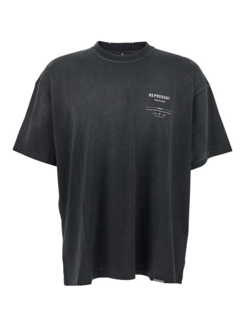 graphic-print t-shirt