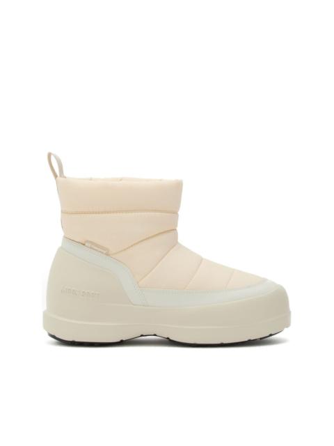 Mezzaluna snow boots