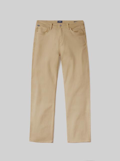 Elijah Straight Perform
In Reservoir