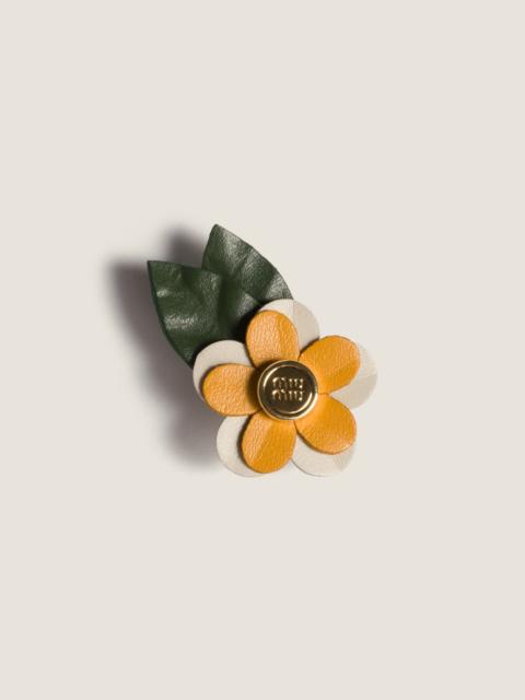 Leather floral brooch