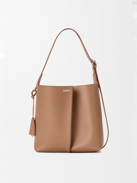 Medium Bilbao bucket in smooth calfskin