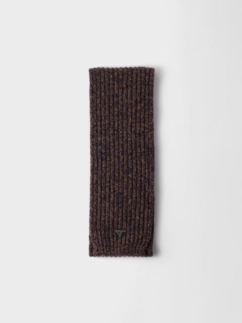 Wool and cashmere scarf