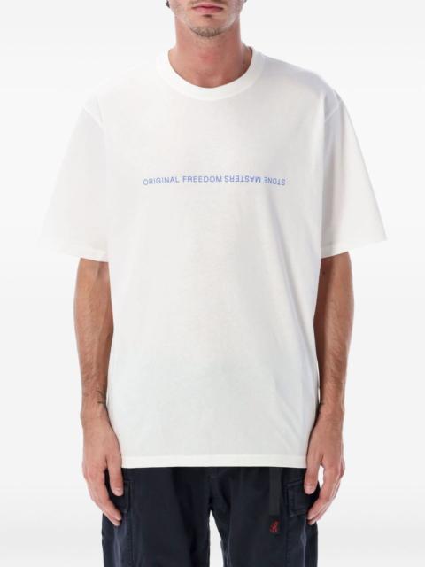 graphic-print T-shirt