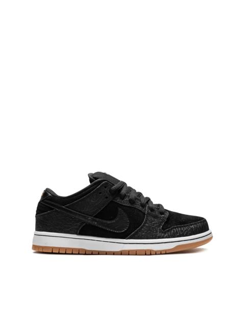 sb dunk low qs