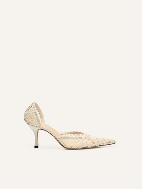 Kitten pointed crochet heels in cream