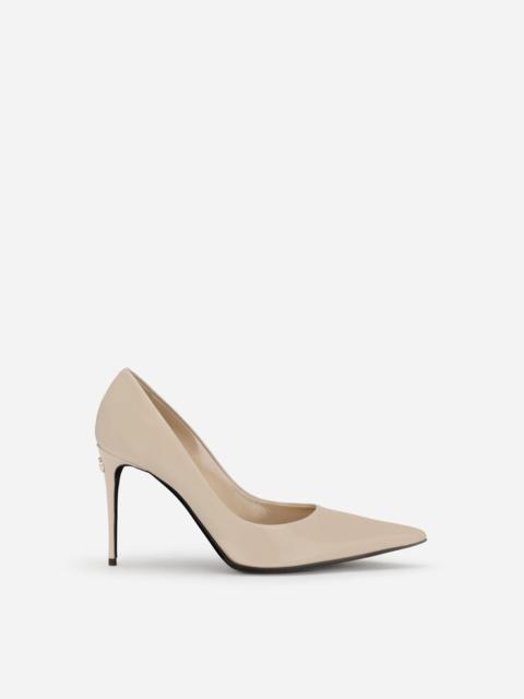 Polished calfskin pumps