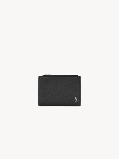 TINY CASSANDRE BI-FOLD WALLET IN GRAINED LEATHER