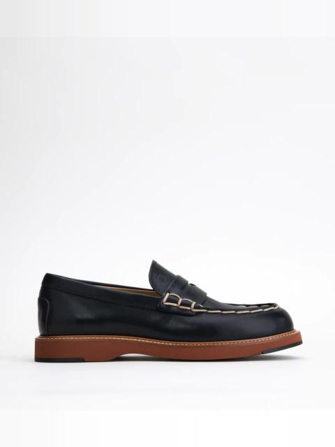 LOAFERS IN LEATHER - BLACK