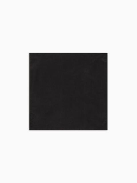 Pure silk pocket square with jacquard micro-motif