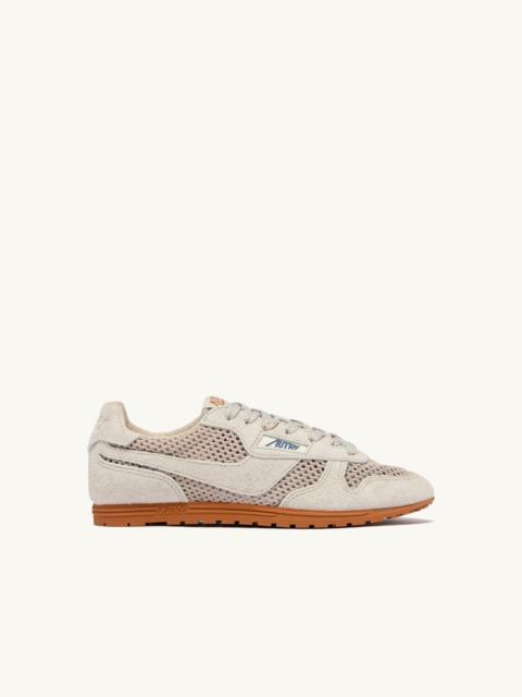 WINDSPIN SNEAKERS IN SAND MESH AND SUEDE