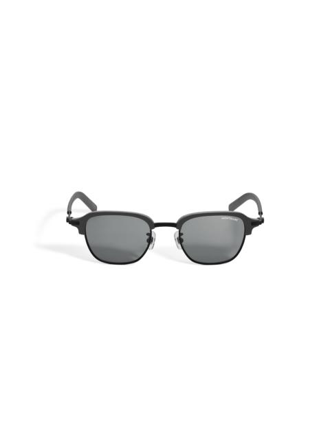 RECTANGULAR SUNGLASSES WITH BLACK METAL FRAME