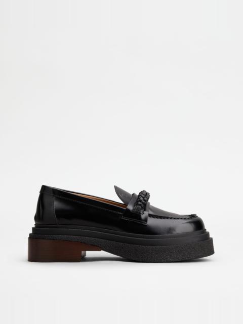 LOAFERS IN LEATHER WITH WEAVING - BLACK