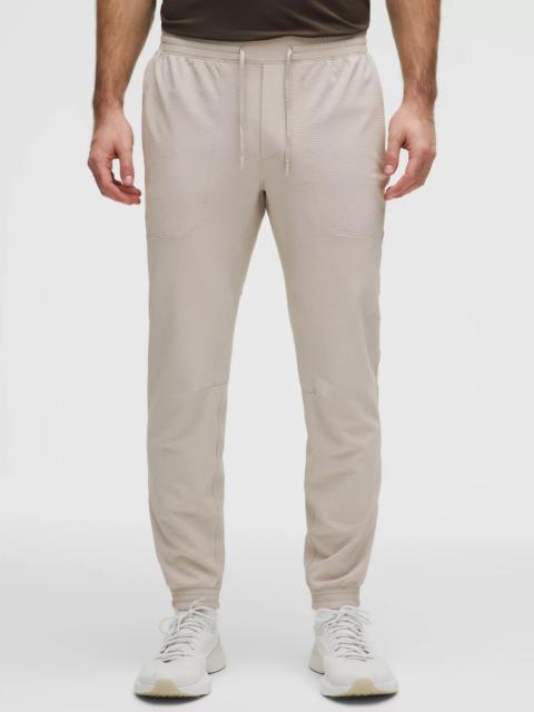 License to Train Textured Jogger *Regular