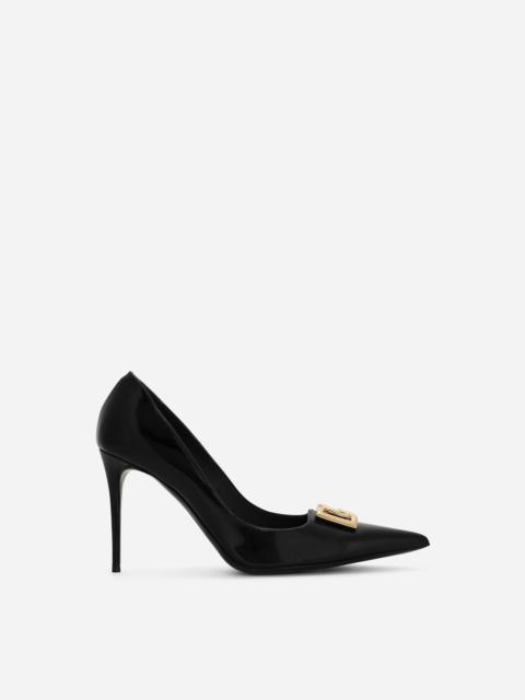 Calfskin pumps