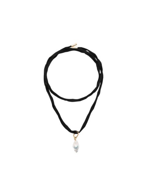 pearl pendant necklace