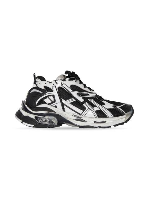 Women's Runner Sneaker in White