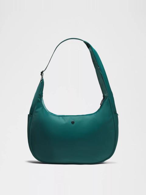 City Essentials Oversized Shoulder Bag 18L