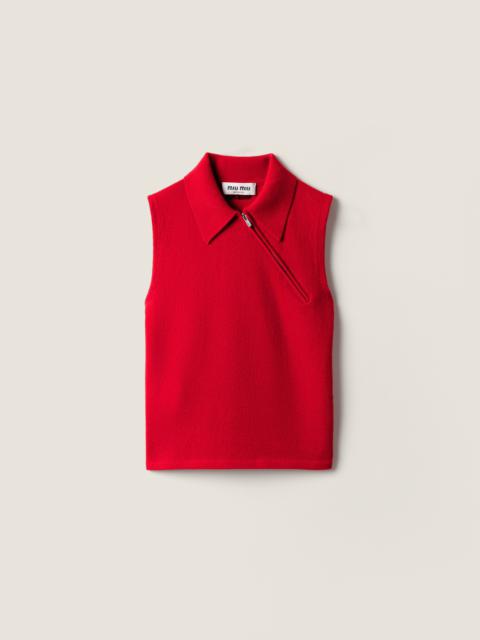 Sleeveless cashmere polo shirt