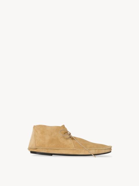 Tyler Lace Up Shoe in Suede