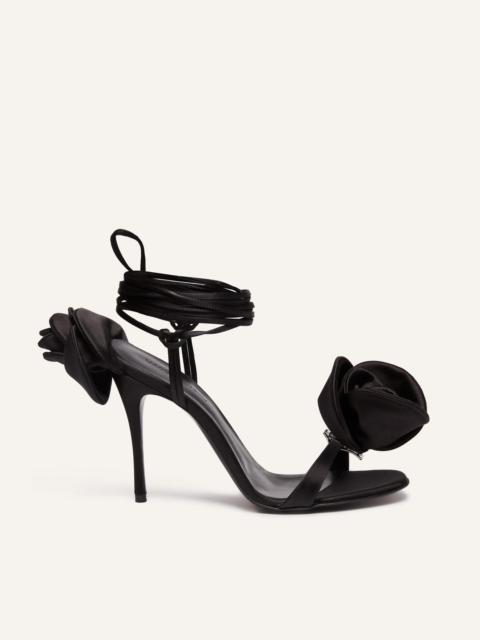 Wrap around double flower sandals in black