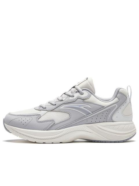 (WMNS) ANTA Running Series Sneakers 'White Grey' 922345595-3