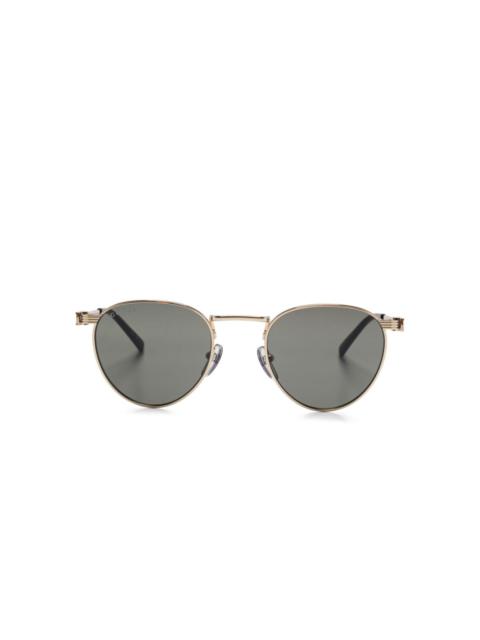 oval-frame sunglasses