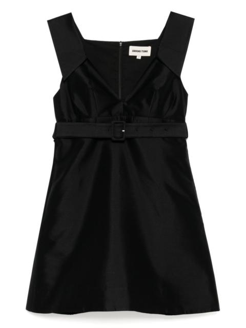 sleeveless-sleeve dress