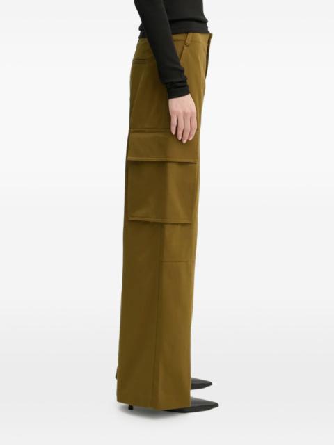 cargo-pockets zip trousers
