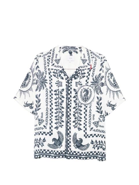graphic-print shirt