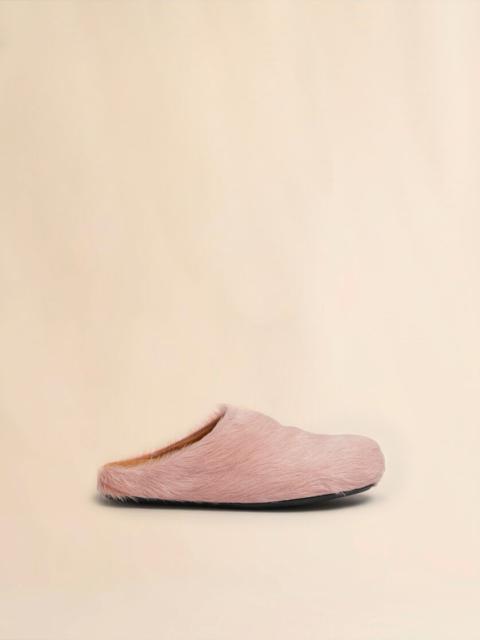 PINK LONG HAIR CALFSKIN FUSSBETT SABOT