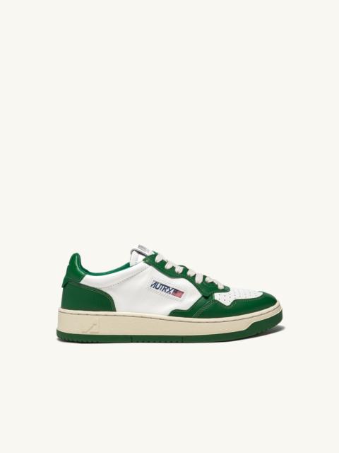 MEDALIST LOW BICOLOR SNEAKERS IN WHITE AND GREEN LEATHER