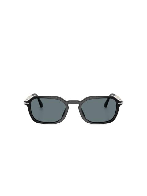square-frame tinted sunglasses